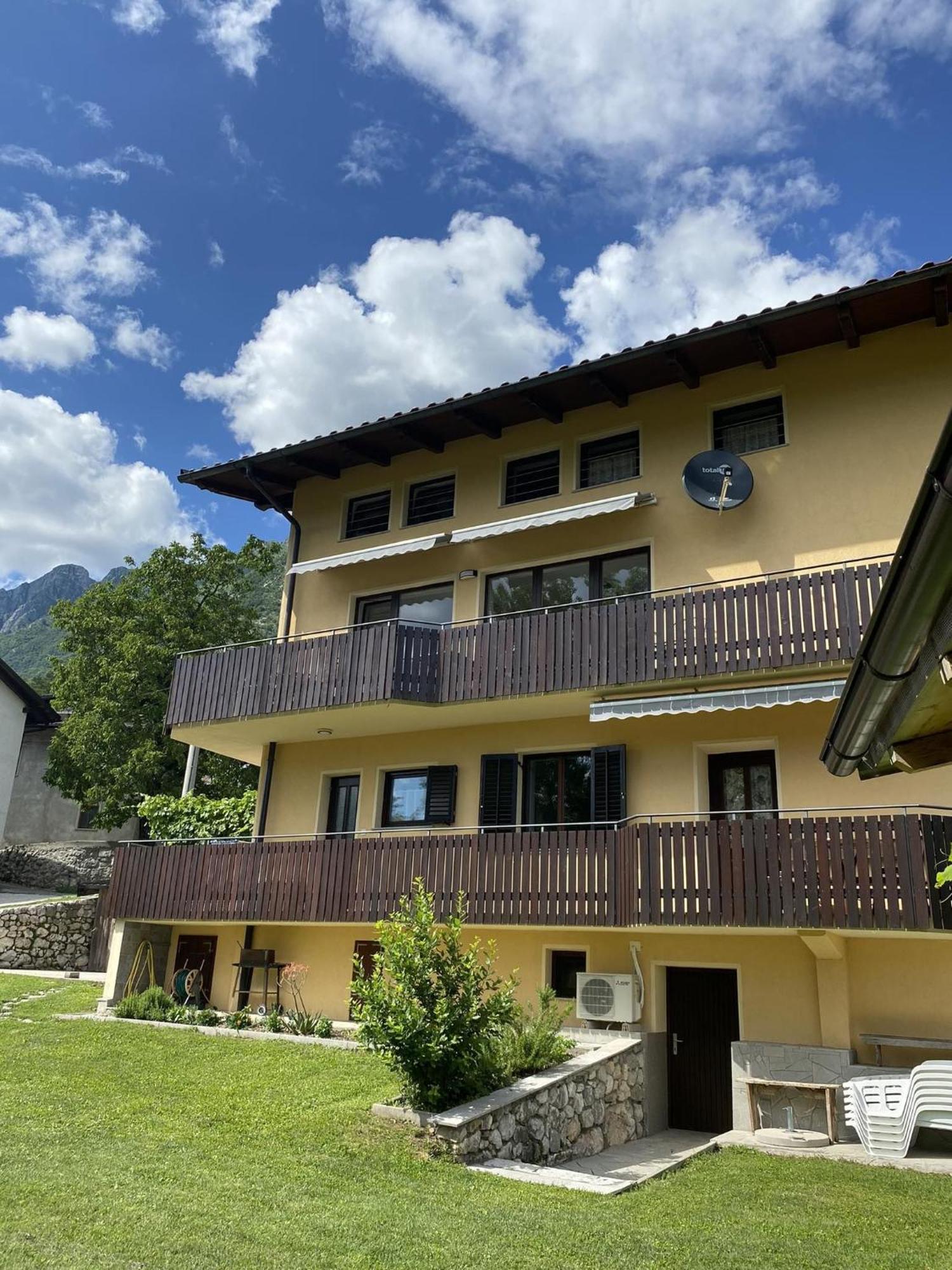 Apartma Logar Kobarid Exterior foto